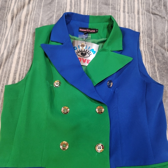 New Womens sleeveless blazer - Picture 3 of 5